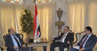 وزير الخارجية اليمنى يلتقى السفير المصرى لدى صنعاء
