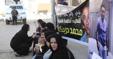 تأجيل محاكمة رقيب الشرطة المتهم بقتل سائق الدرب الأحمر لجلسة 7 مارس