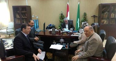 محافظ الشرقية : مجازاة 20 من العاملين برئاسة مركز و مدينة كفر صقر 