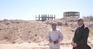 محافظ أسوان: التنسيق مع وزير الإسكان لافتتاح مدينة أسوان الجديدة