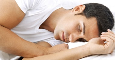 بالفيديو جراف.. ماذا يحدث فى جسمك أثناء النوم؟