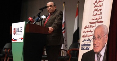 مصطفى الفقى: أنيس منصور كان يكره "هيكل" ولم يعترف بـ"عبد الناصر"