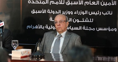 تعيين وحيد عبد المجيد مديرا لمركز الأهرام للدراسات خلفا لضياء رشوان