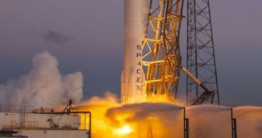 لو فاتك لحظة إطلاقه.. 10 صور تكشف رحلة صاروخ Falcon 9 من الأرض للسماء