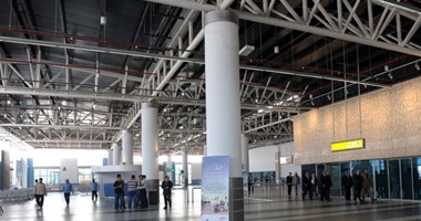 استعدادات مكثفة بمطار القاهرة لسفر وفود مؤتمر الشباب بشرم الشيخ   