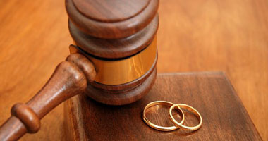 خلى بالك على جوازك.. دراسة: معدلات الطلاق تزداد بعد الإجازات