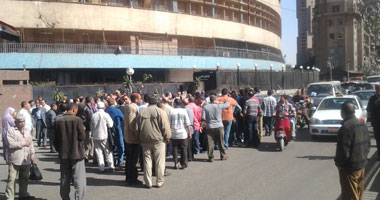 وقفة تضامنية لمواطنين أمام ماسبيرو لدعم الجيش والشرطة ضد الإرهاب