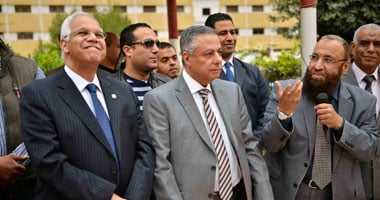 زيارة وزير التعليم ومحافظ القاهرة لمدرسة بعين شمس