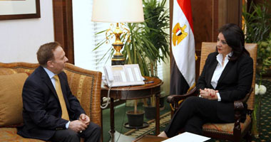 وزيرة الإعلام تستقبل سفير العراق فى مصر لبحث أوجه التعاون بين البلدين