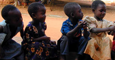 أخبار – الصحة العالمية: أفريقيا لديها أكبر حملة للتطعيم ضد شلل الأطفال منذ عام 2020
