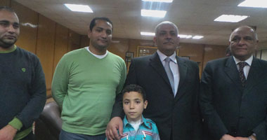 بالصور.. مباحث بنى سويف تعيد طفلا لأسرته بعد اختطافه