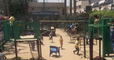 بالصور.. الفرحة تغمر الأطفال أثناء الاحتفال بشم النسيم بالمحلة