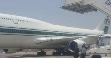 الوليد بن طلال يصل القاهرة للقاء السيسى