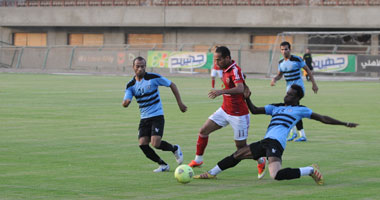 بالصور... الكونغولى ميدمبو يسجّل فى سداسية الأهلى فى مرمى حلوان