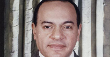 خبير: إدارج "اوراسكوم للإنشاء" ببورصتى المصرية والإمارات ستشجع الشركات على القيد