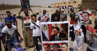 وصول أبناء مبارك وأهالى شهداء ثورة 25 يناير لحضور محاكمة القرن
