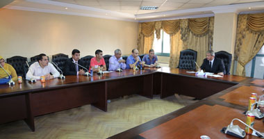 وزير الشباب يلتقى مجموعة من شباب المكافأة الشاملة