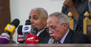 بالأسماء.. "الجنايات" تؤيد الإعدام لـ12 متهمًا والمؤبد لـ10 آخرين وبراءة متهم فى قضية مقتل اللواء نبيل فراج خلال أحداث كرداسة.. والمتهمون يشتبكون مع الأمن قبل النطق بالحكم.. ويُكبرون عقب صدوره