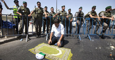 إسرائيل تفتح المسجد الأقصى لليهود وتغلقه أمام المصلين المسلمين 