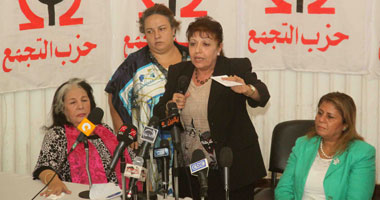 الوطنية لنساء مصر تطالب الشعوب العربية بمواجهة الهجمة على سوريا.. العسال تطالب الخليج بإشهار سلاح البترول فى وجه أمريكا وإسرائيل.. وكريمة الحفناوى: الشعوب ستنتصر على الاستبداد دون مساعدة الاستعماريين