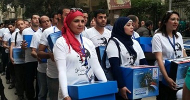 حملة صباحى تغادر "العليا للانتخابات" وتتسلم محضر تقديم أوراق الترشح