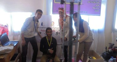 3 طلاب يمثلون مصر فى المسابقة الدولية للروبوت بأمريكا