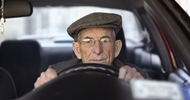 ملف تفاعلى .. حالات طبية تمنع  كبار السن من قيادة السيارات
