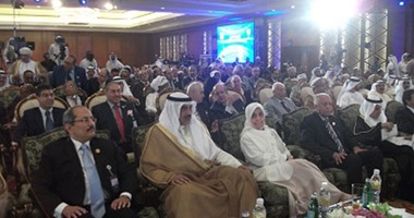 أمير الكويت يؤكد اهتمام بلاده بدعم العمل العربى المشترك لمواجهة المتغيرات