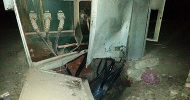 انفجار محول كهرباء بالشرقية يتسبب فى انهيار جزء من سور مجمع مدارس