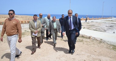 بالصور.. محافظ مطروح يتابع تطوير هضبة عجيبة لوضعها على الخريطة السياحية