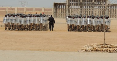 الدفعة الجديدة لقوات أمن السويس تقدم عرضاً عسكرياً بحضور مدير الأمن