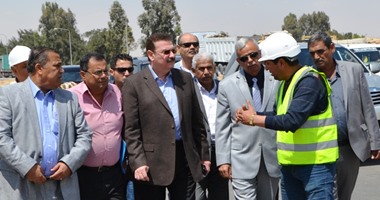 بالصور.. وزير النقل: متابعة مستمرة لمشروع الطرق الجديدة لحين الانتهاء منه