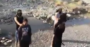 شباب مصريون يسخرون من قتل "داعش" للأبرياء بالرقص