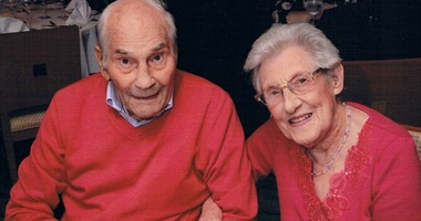أكبر عريس بريطانى "103 أعوام" يقرر أخيرا الزواج بصديقته "91 عاما"