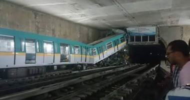 وزير النقل يتفقد موقع حادث قطار الخط الثالث لمترو الأنفاق بمحطة العباسية