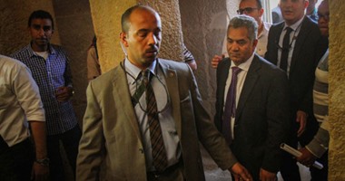 وزير الآثار يفتتح مقبرتى "إمرى"و"نفر باو بتاح"  بالأهرامات بعد أعمال الترميم