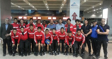 منتخب كرة القدم تحت 14 سنة يغادر مطار القاهرة للمشاركة فى بطولة طوكيو