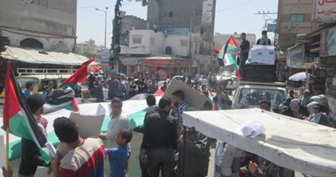 مظاهرات فى غزة احتجاجا على تقليصات الأونروا خدماتها للاجئين