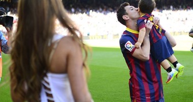 ميسى يتكتم على نبأ انتظاره مولود أخر