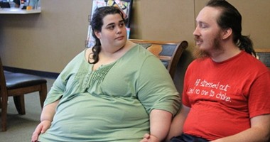 بالصور.. فتاة أمريكية تقرر إنقاص وزنها خوفا على حياتها