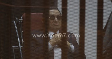 رفع أولى جلسات إعادة محاكمة مبارك ونجليه فى "القصور الرئاسية" للقرار