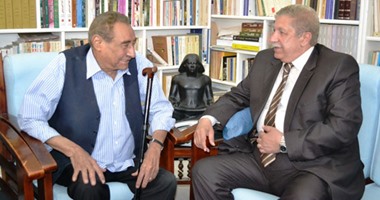 "أوبريت" يجمع الأبنودى و"الكينج" فى افتتاح قناة السويس الجديدة