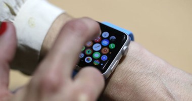 سويسرا تحظر بيع ساعة أبل الذكية الحديثة لاتهام الشركة بسرقة براءة اختراع