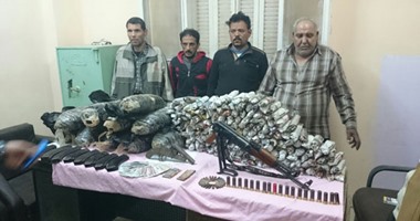 القبض على مسجل خطر و3 آخرين بالدقهلية بحوزتهم 50 كيلو بانجو