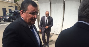 أسامة هيكل يطالب بحضور الأمين العام للبرلمان للرد على اتهامات "القعيد"