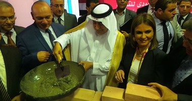 وزيرة التعاون تضع حجر الأساس لمشروع تطوير مستشفى قصر العينى