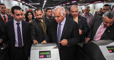 وزير النقل يفتتح محطة مترو العتبة بالخط الثالث
