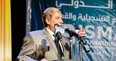 محافظ الإسماعيلية: متمسكون بتنظيم مهرجان الأفلام التسجيلية فى المحافظة