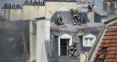 بالصور..  إصابة 5 أشخاص فى انفجار باريس وإخلاء المبنى بالكامل