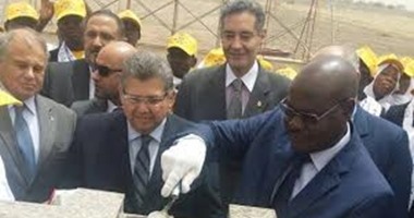 وزير التعليم العالى يضع حجر أساس فرع جامعة الإسكندرية بتشاد
